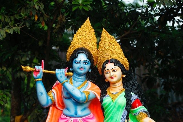 Lord Krishna mantra for Love and Marriage And Its Benefits